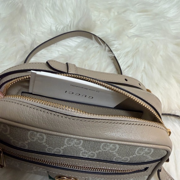 Gucci Beige and Green Canvas Crossbody Bag - Picture 5 of 7